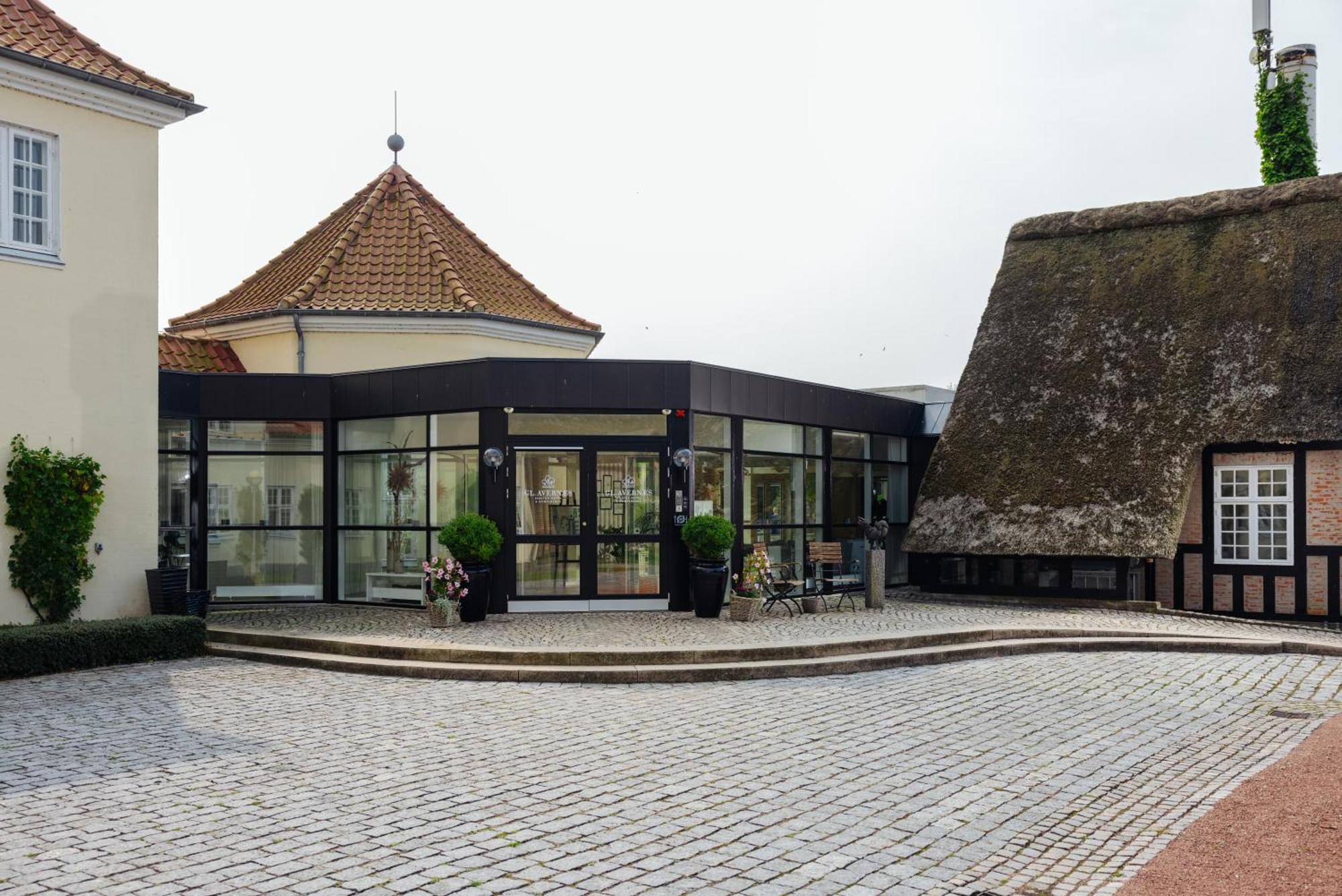 Gl. Avernaes Sinatur Hotel & Konference Ebberup Bagian luar foto